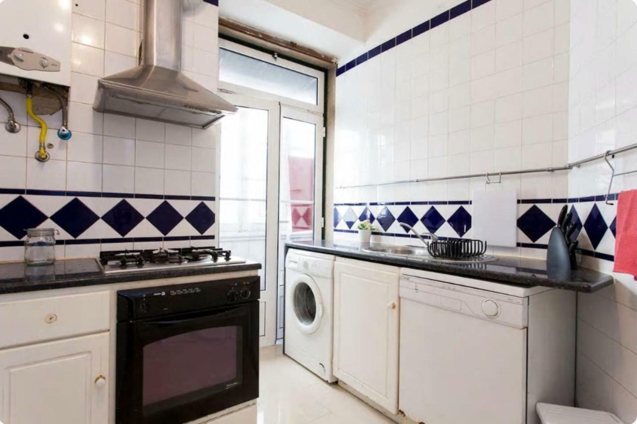 Baixa Pombalina - 4 Bedroom Apartment Lisboa Eksteriør billede